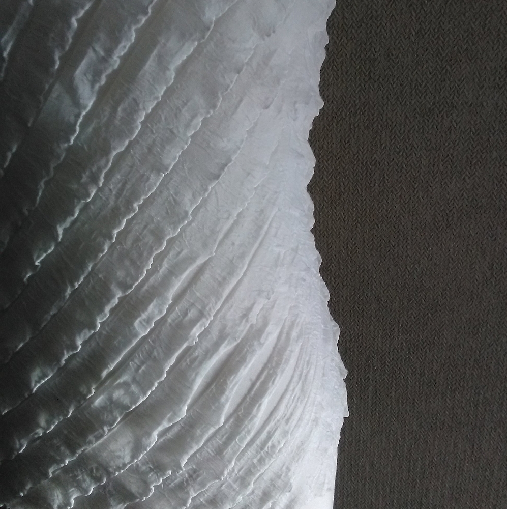 Beautiful LAVISH Ruffle Tee - Picture 5 of 11